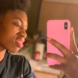 Meet your Posher, Nyla